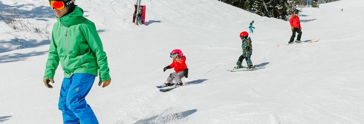 Kids On Snow